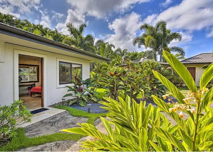 Beaches And Kona Town Ideal Location Gated