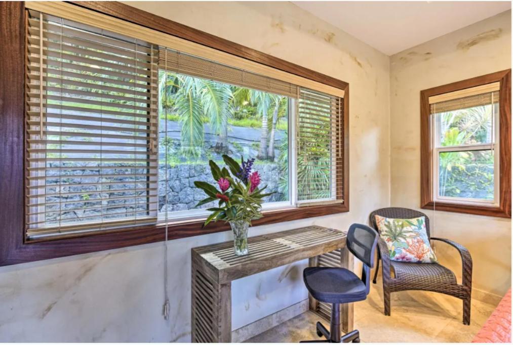 Beaches And Kona Town Ideal Location Gated Villa Kailua-Kona