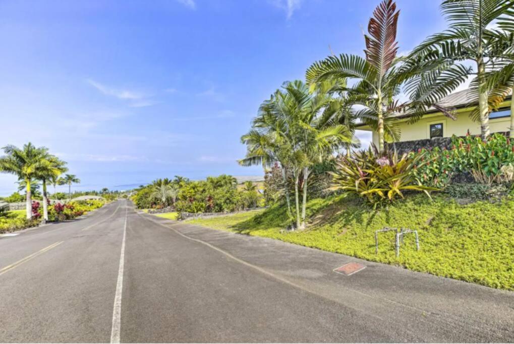 Villa Beaches And Kona Town Ideal Location Gated *