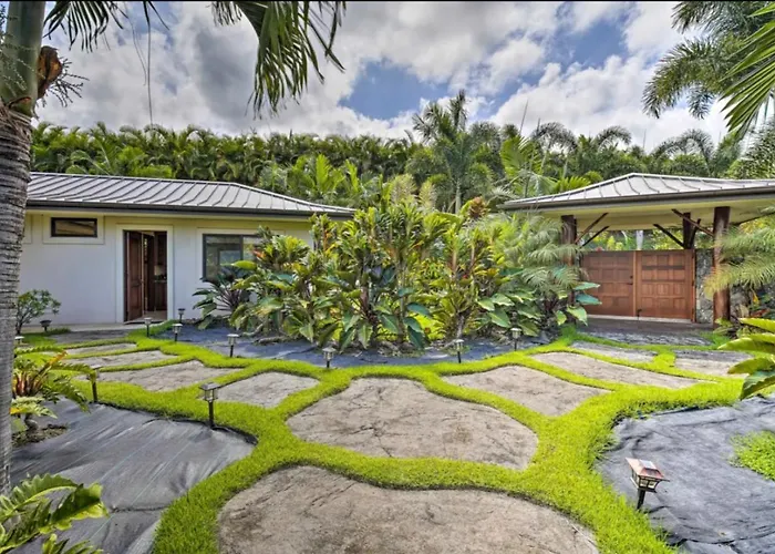 Beaches And Kona Town Ideal Location Gated