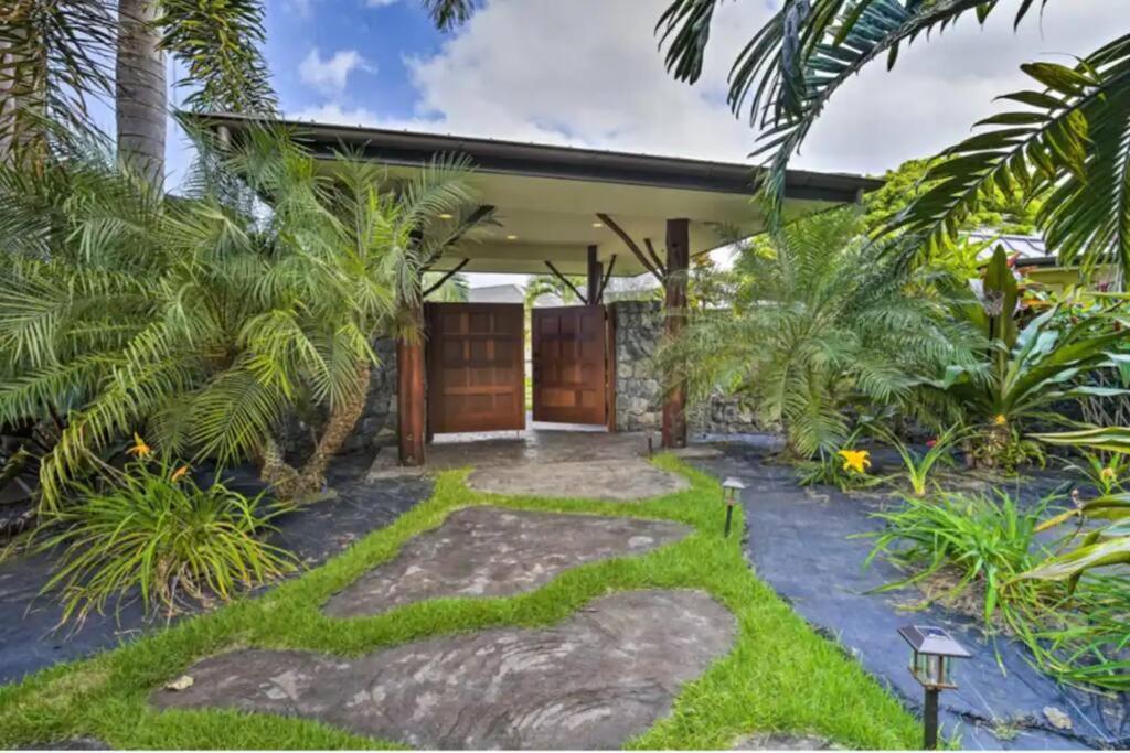 Beaches And Kona Town Ideal Location Gated * Kailua-Kona